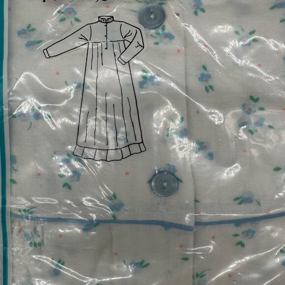 Vintage Flannel Nightgown Favorites Blue White 1980s Hong Kong Floral Small - Picture 7 of 8
